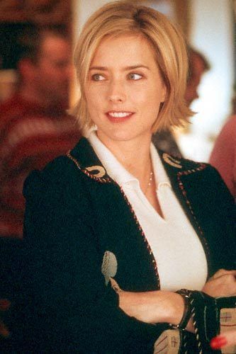 Tea Leoni in “The Family Man” - Rolling Stone Tia Leoni, The Family Man, Tea Leoni, Hollywood Hair, Family Man, 12 December, Athletic Hairstyles, Long Bangs, Perm