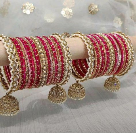 Bangles 💫 Stylish Bangles, Pink Bangles, Fancy Bangles, Wedding Packing, Desi Jewelry, Traditional Bangles, Bangles Collection, Pakistani Jewellery, Beautiful Bangles