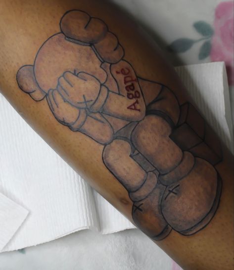 Kaws Sleeve Tattoo Ideas, Kaws Doll Tattoo, Kaws Tattoo Ideas For Men, Kaws Tattoo Design, Hypebeast Tattoo, Kaws Tattoo Sleeve, Supreme Tattoo, Tattoos Y2k, Upper Arm Tattoos For Guys