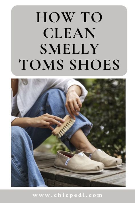 How To Clean Smelly TOMS Shoes Clean Smelly Shoes, Home Improvement Hacks, Stinky Shoes, Smelly Shoes, Deodorize Shoes, Homemade Cleaning Solutions, Diy Sprays, Deep Cleaning Tips, Shoes Hack