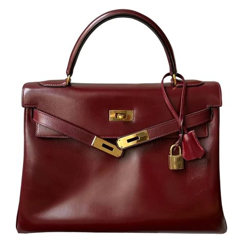 Exquisite 1955 Hermès Kelly 32 Retourné Rouge H Box Calf Leather Handbag For Sale at 1stDibs Hermes Rare Bag, Hermes Kelly 32 Street Style, Rare Hermes Bags, Her Bag Hermes, Rare Birkin, Timeless Handbags, Vintage Kelly Bag, Vintage Hermes Bag, Kelly Bags