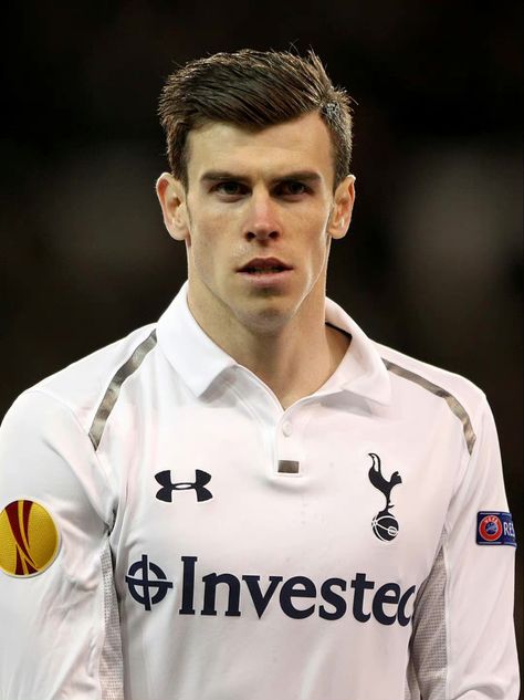 Gareth Bale Tottenham, Bale Tottenham, Cute Football Players, Vintage Soccer, Vintage Football Shirts, Classic Football Shirts, Classic Football, Gareth Bale, Search And Find