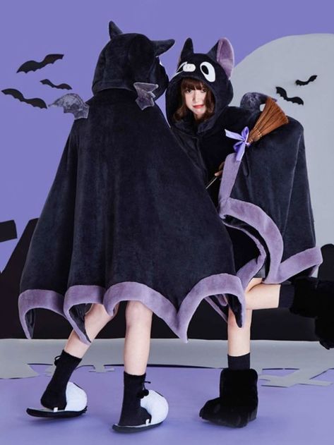 New Release: Luna's Journey 【-The Sleeping Bat-】 Gothic Halloween Lolita Cloak

◆ Shopping Link >>> https://lolitawardrobe.com/lunas-journey-the-sleeping-bat-gothic-halloween-lolita-cloak-and-matching-trousers_p7581.html Cute Bat Outfit, Cute Bat Costume Women, Halloween Themed Outfits, Bat Outfit, Bat Hoodie, Bat Plush, Cartoon Bat, Blanket Cape, Demon Wings