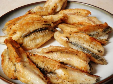 Pan Fried Perch Fish Recipes, Pan Fried Perch, Bluegill Recipe, Fried Perch, Crappie Recipe, Nopalitos Recipe, Parpadelle Recipes, Gator Recipe, Perch Recipes