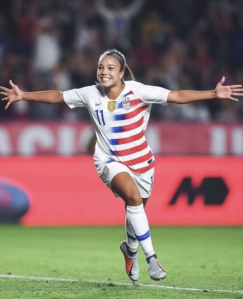 Professional Soccer Player Aesthetic, Soccer Collage, Mal Pugh, Alexandra Morgan, Mallory Swanson, Mallory Pugh, Soccer Usa, Soccer Room, Soccer Pro