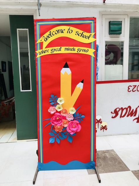 Annual Ptm Board Decoration Ideas School, Podium Decorations School, School Annual Function Decoration Ideas, Selfie Stand Ideas For School, Welcome To Ptm Board Decoration, Ptm Board Decoration Ideas School, Happy New Year Calligraphy, Notice Board Decoration, Soft Board Decoration