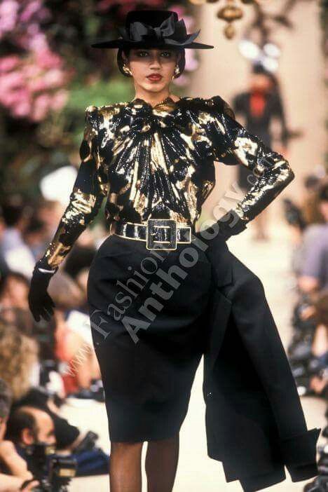 Yves Saint Laurent | Fall 1986 Ysl Couture, 1980s Outfits, Vintage Fashion 1980s, 1980’s Fashion, Fashion 1950, Fashion 1980s, 90s Runway Fashion, Fashion 80s, Fashion Runway