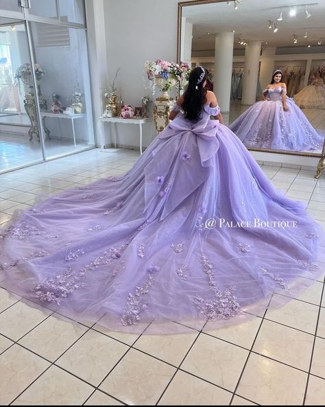 Quince Lilac Dresses, Light Purple Xv Dresses, Quinceanera Lavender, Light Purple Quince Dresses, Lavender Sweet 16 Dresses, Rapunzel Quinceanera, Tangled Quince, Purple Quince Dress, Lilac Quinceanera Dresses