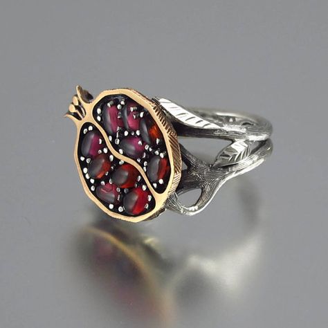 Pomegranate Jewelry, Red Garnet Ring, Gold And Silver Rings, Garnet Pendant, Garnet Rings, Color Ring, Charlotte Nc, Multi Stone Ring, Granada