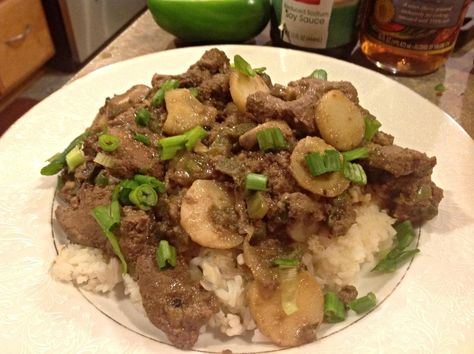 CHINESE STYLE LIVER & ONIONS Beef Liver Recipes, Chinese Beef, Recipes Chinese, Chicken Gizzards, Liver And Onions, Liver Recipes, Beef Liver, Food Club, Better Homes And Garden