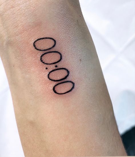 Zero Hour Tattoo, Zero Oclock Bts Tattoo, Zero O Clock Tattoo, Clock Tattoo Stencil, Tattoos Clock, Tattoos Simplistic, Hour Tattoo, Tattoo Bts, Zero O Clock