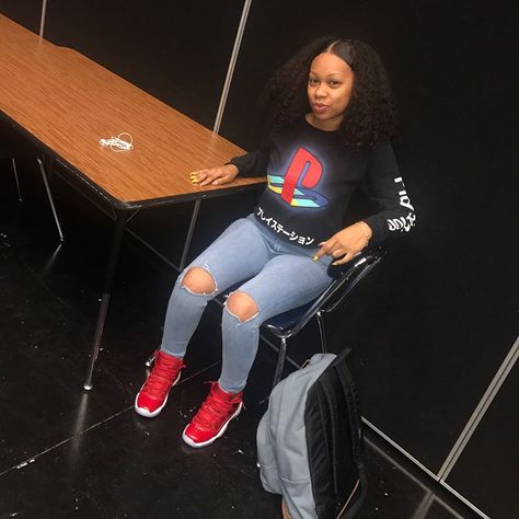 Red Jordan 11 Outfit Women, 11s Outfit, Jordan 11 Outfit, Outfits For Teens For School, Jordan 11 Outfit Women, Outfits Lazy, Pretty Shirts, Cute Lazy Outfits, Casual School Outfits