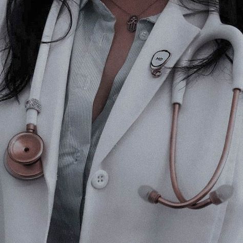 Lab Coat Aesthetic, Premed Aesthetic, Coat Aesthetic, Aesthetic Doctor, You Are My Moon, Medical Student Motivation, Nurse Aesthetic, Med School Motivation, Medical Wallpaper