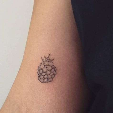 Fruit Tattoo Aesthetic, Mulberry Tattoo Black And White, Blackberry Plant Tattoo, Tiny Food Tattoos, Mulberry Tattoo, Berry Tattoo, Blackberry Tattoo, Whimsical Tattoos, Fruit Tattoo