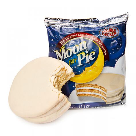 Moon Pie, Graham Cracker Biscuits, Moon Pies, Biscuits Graham, Vanilla Marshmallows, Nostalgic Candy, Marshmallow Creme, On The Go Snacks, High Fructose Corn Syrup