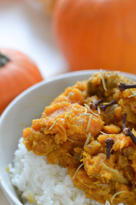 Pumpkin Bredie (South African Meat and Pumpkin/Squash Stew) Pumpkin Mash, Squash Stew, Meat Stew, Pumpkin Stew, African Foods, Pumpkin Squash, Sugar Pumpkin, South African Recipes, Pumpkin Season