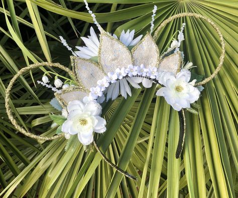 Princess Tiana Mickey Ears, Tiana's Crown, Tiana Disney, Disney Fits, Diy Disney Ears, Diy Mickey Ears, Disney Mouse Ears, Disney Headbands, Frog Princess