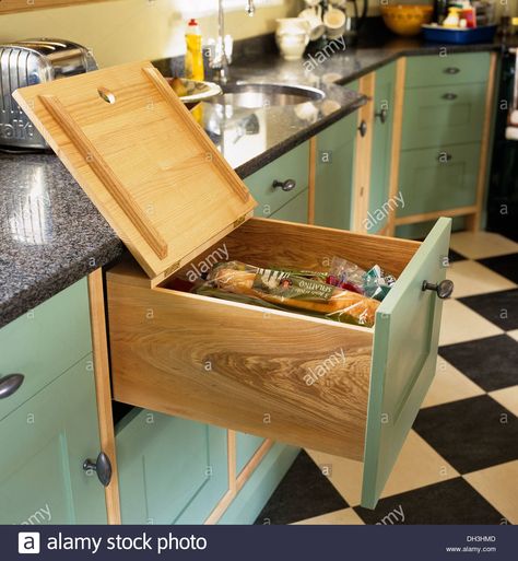 Kitchen Cabinet Bread Storage, Bread Cabinet In Kitchen, Bread Drawer In Kitchen, Bread Storage Kitchen, Under Cabinet Bread Storage, Kitchen Bread Storage Ideas, Bread Storage Ideas, Bread Cabinet, Diy Storage Drawers