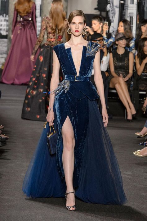 Haute Couture Looks, Beautiful Ball Gowns, Ellie Saab, Elie Saab Fall, Elie Saab Couture, Collection Couture, Couture Looks, Gala Dresses, Couture Gowns