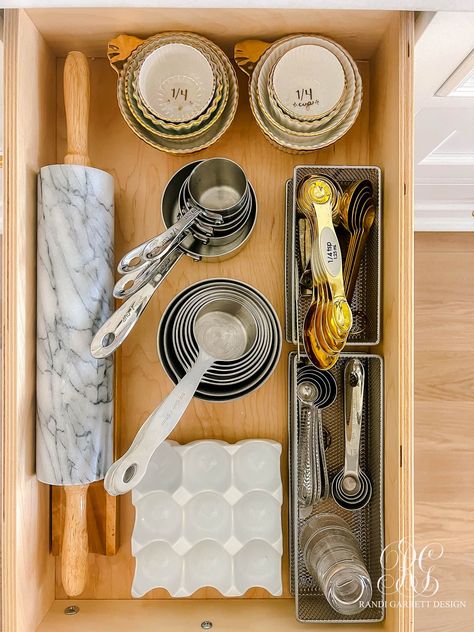 Kitchen Organization Ideas Part 3 Measuring Cup Organization, Baking Storage, Kitchen Organization Ideas, Kitchen Layouts, Cleaning And Organizing, Cereal Containers, Spring Refresh, Fall Chic, Kitchen Drawer Organization