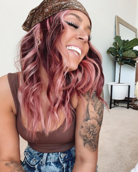 Hair Color Ideas Half And Half, Pink And Burgundy Hair, Blond Rose, Fox Hair Color, Split Dyed Hair, Fox Hair, Arctic Fox Hair Color, Pink And Burgundy, Cheer Hair