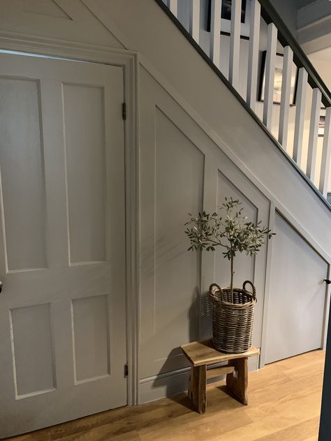 Staircase 1930s House, Under Stair Panelling, Panelling Under Stairs, Mirror At Top Of Stairs, Hallway Panelling Ideas, Hallway Colour Ideas, Carpentry Details, Banister Ideas, Under Stairs Storage Solutions