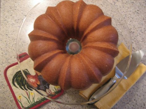 Vanilla Pound Cake Recipe, Butter Cupcakes, Vanilla Recipes, Cupcake Wars, Bundt Cakes Recipes, Cake Lover, Pound Cake Recipes, Dessert Bread, Butter Cake