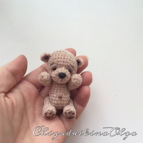 Amigurumi Small Teddy Bear Free Pattern Crochet Teddy Bear Pattern Free, Small Teddy Bear, Teddy Bear Patterns Free, Bear Patterns Free, Small Teddy Bears, Tiny Teddies, Crochet Bear Patterns, Knitted Teddy Bear, Crochet Animal Amigurumi