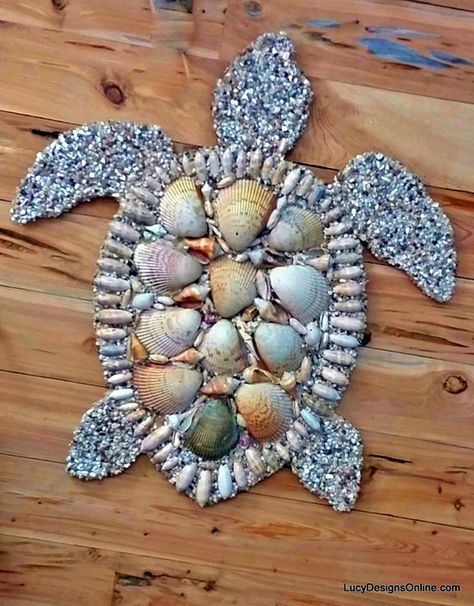 Beautiful and Magical Sea Shell Craft Ideas (10) Sea Turtle Wall Art, Shell Ideas, Turtle Wall Art, Art Coquillage, Seashell Projects, Shell Flowers, Shell Crafts Diy, Sea Crafts, Ocean Crafts