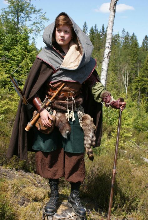 Adventure, return, repeat Costume Viking, Armor Clothing, Hunter Outfit, Larp Costume, Medieval Costume, Medieval Clothing, Fantasy Costumes, The Hunter, Medieval Fantasy