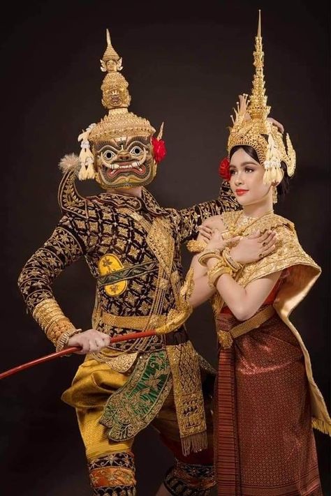 Cambodian Apsara, Khmer Tattoo, Pageant Costumes, Khmer Culture, Lotus Flower Pictures, Traditional Thai Clothing, Korean Couple Photoshoot, Myanmar Art, Cambodian Art