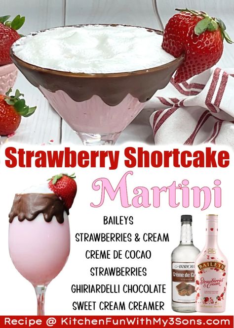 Valentines Drinks Alcoholic, Baileys Recipes Drinks, Strawberries And Cream Recipe, White Chocolate Martini, Baileys Drinks, Strawberry Martini, Baileys Recipes, Strawberry And Cream, Strawberries Chocolate