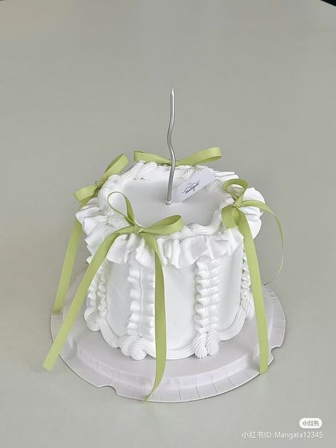 Corset Cake, Simple Birthday Cake Designs, Korean Cake, Mothers Day Cake, Simple Birthday Cake, Fake Cake, Dream Cake, Pretty Birthday Cakes, Cute Birthday Cakes