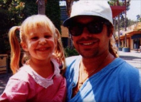 Vince Neil Reveals The Heartbreaking Moment He Knew His Daughter Had Died – Rock Pasta Sharise Ruddell, Vince Neil, Bret Michaels, Motley Crüe, 80's Music, Celebrities Then And Now, Child Loss, Nikki Sixx, Tommy Lee