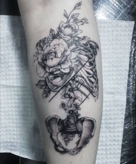 Anatomical Floral Tattoo, Floral Anatomy Tattoo, Flowers And Bones Tattoo, Skeleton And Flowers Tattoo, Emt Tattoo For Women, Floral Brain Tattoo, Floral Skeleton Tattoo, Skeleton With Flowers Tattoo, Skeleton Flower Tattoo