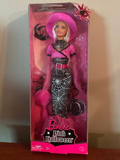 Halloween Barbie Dolls, Barbie Memes, Halloween Barbie, Halloween Dolls, Barbie Kids, Barbie Halloween, Halloween Queen, Pink Doll, Halloween Doll