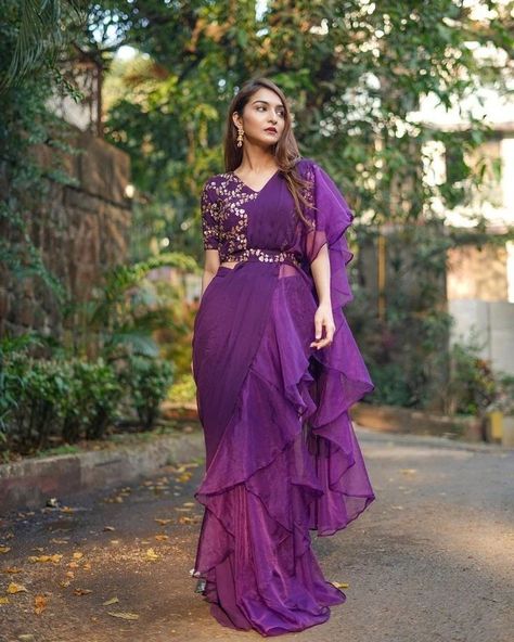 Trending Ruffle saree designs❤ • @sajawat_mehal • • #sareedesigns #sareestyle #saree #sarees #sareelove #sareefashion #sareecollection #sareelovers #sareedraping #sareelover #sareedesign #sareesonline #sareeswag #sareescollection #sareessarees #uksarees #indiansarees #indiansaree #pakistanisaree #usasarees #kerlasarees #latest #trending #dress #buyandwear #sajawat_mehal Frills Saree Design, Ready To Wear Ruffle Saree, Frilled Saree Designs, Organza Ready To Wear Saree, Ruffle Half Saree Designs, Frill Saree Design, Ready To Wear Saree For Farewell, Ruffle Half Saree, Latest Designer Ready To Wear Sarees