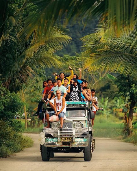 Filipino Story, Jeep Philippines, Jeepney Art, Kulturang Pilipino, Filipino Jeepney, Jeepney Philippines, Philippine Jeepney, Indigenous Media, Philippines City