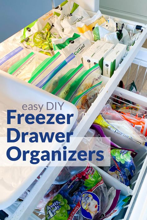 If you have a refrigerator that has a pull-out bottom drawer style freezer you may like this idea on how to organize freezer drawers for a few dollars. It is easy to do and will have your freezer organized once and for all. Freezer Drawer Organization, Organize Freezer, Freezer Storage Organization, Chest Freezer Organization, Drawers Diy, Freezer Drawer, Freezer Organization, Drawer Organization, Bottom Freezer Refrigerator