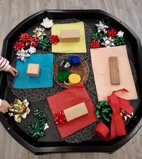 Eyfs Ideas, Christmas Activities For Toddlers, Christmas Learning, Preschool Christmas Activities, December Activities, Eyfs Activities, Nursery Activities, Christmas Tray, Preschool Christmas Crafts