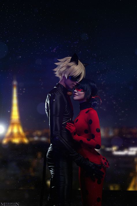 Lady Bug and Chat Noir by andreykilik Ladybug And Chatnoir, Ladybugs Movie, Couples Cosplay, Couple Cosplay, Diy Halloween Costumes For Women, Ladybug And Cat Noir, Miraculous Wallpaper, Miraculous Ladybug Wallpaper, Miraculous Ladybug Fan Art