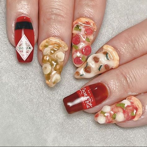 Food Themed Nails, Ramen Nails, Bread Nails, Pizza Nails, Dessert Nails, Cake Nails, Food Nail Art, Food Nails, Art Deco Nails