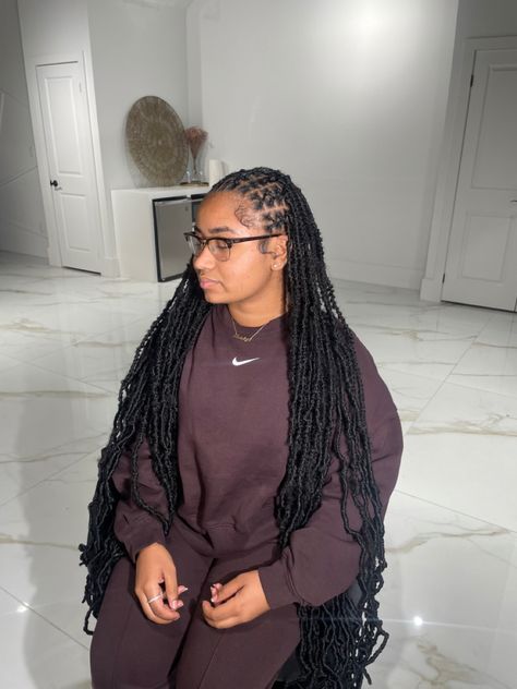 Locs With Criss Cross, Criss Cross Faux Locs, Cross Cross Locs, Criss Cross Loc Styles, Criss Cross Locs, Fulani Locs, African Cornrows, Crisscross Braids, Bohemian Locs