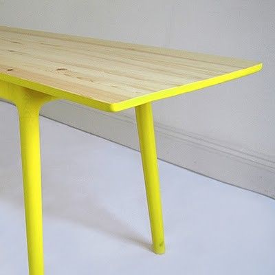 modern & cool Bedroom Zen, Koti Diy, Cheap Ideas, Yellow Table, Neon Decor, Zen Decor, Painted Table, Furniture Inspiration, Interior Furniture