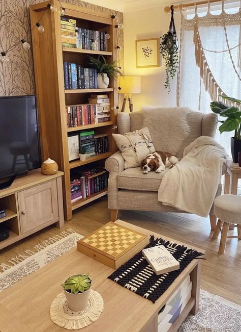 Aesthetic Book Nook, Book Nook Ideas, Small Home Library, Light Colored Furniture, Cozy Reading Corners, Nook Ideas, Room Book, Cozy Aesthetic, Book Nook