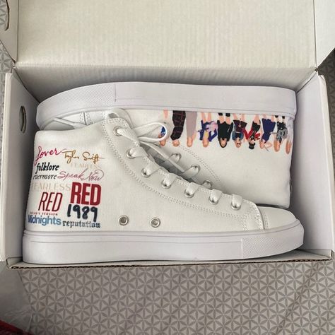 Taylor Swift Eras Tour Shoes Taylor’s Version Eras Tour Shoes, Shoes Taylor Swift, Drawing On Shoes, Taylor Swift Shoes, Cute Converse Shoes, Taylor Swift Birthday Party Ideas, Taylor Swift Merchandise, Custom Sneakers Diy, Cute Converse