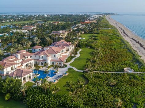 Luxury Oceanfront Homes, Big Beach Mansion, Mansions Beach, Beachside Mansion, Beach House Mansion, Beach Mansions, Billionaire Homes, Beach Mansion, Stuart Florida