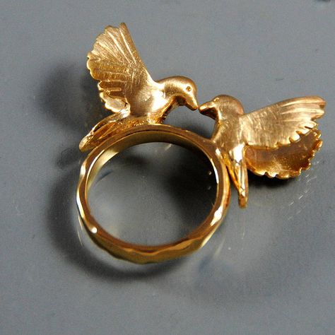 Bird Ring, Bird Rings, Women's Rings, Personalized Rings, Vintage Birds, Dream Jewelry, Rings For Her, Rings For Women, Precious Gemstones