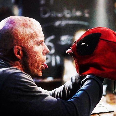 Wade Wilson and Deadpool Deadpool Photos, Deadpool Ryan Reynolds, Deadpool 2016, Ryan Reynolds Deadpool, Deadpool Mask, Deadpool Funny, Deadpool Movie, Deadpool Marvel, Deadpool 3