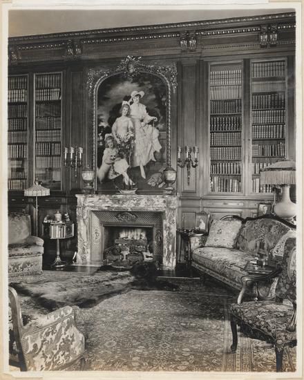 New York Apartment Aesthetic, English Palace, Lynnewood Hall, 1900s Home, Antique Interiors, Inspector Calls, Nyc Townhouse, Fifth Avenue New York, Apartment In New York